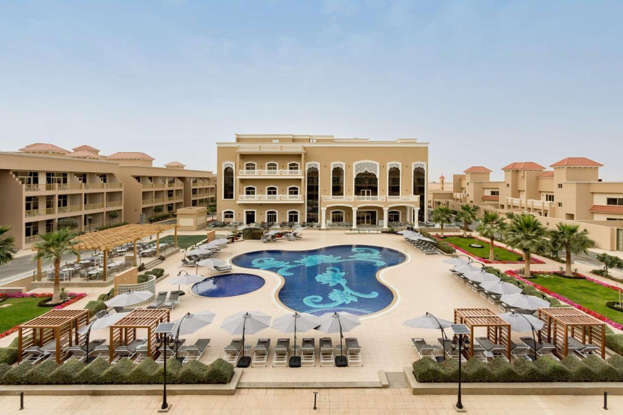 Hotel Radisson Airport 4*