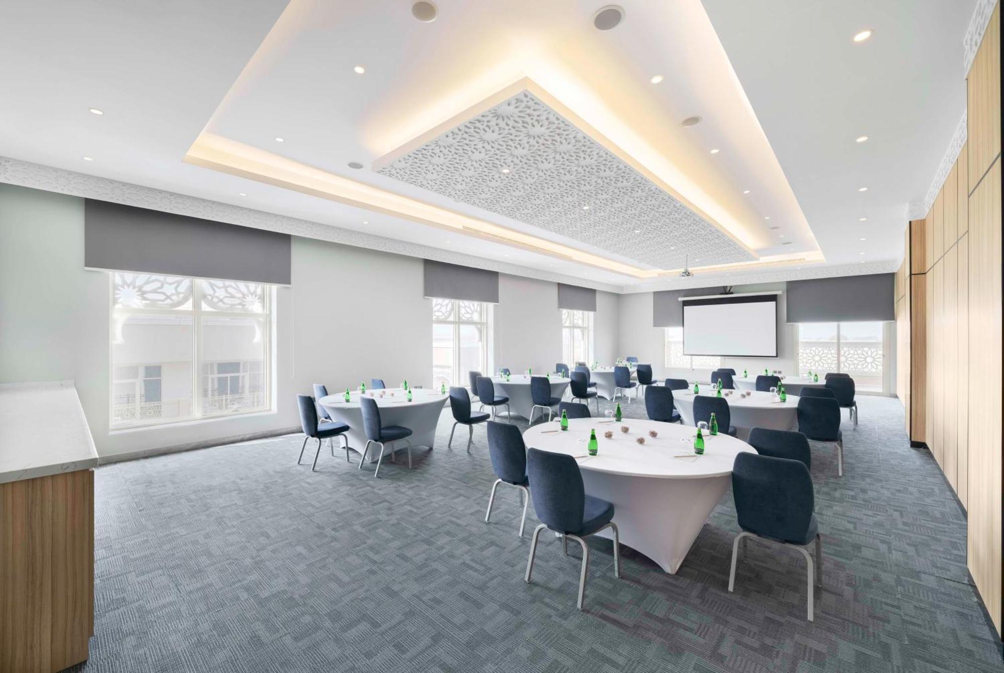 Radisson Airport 4* Riyadh